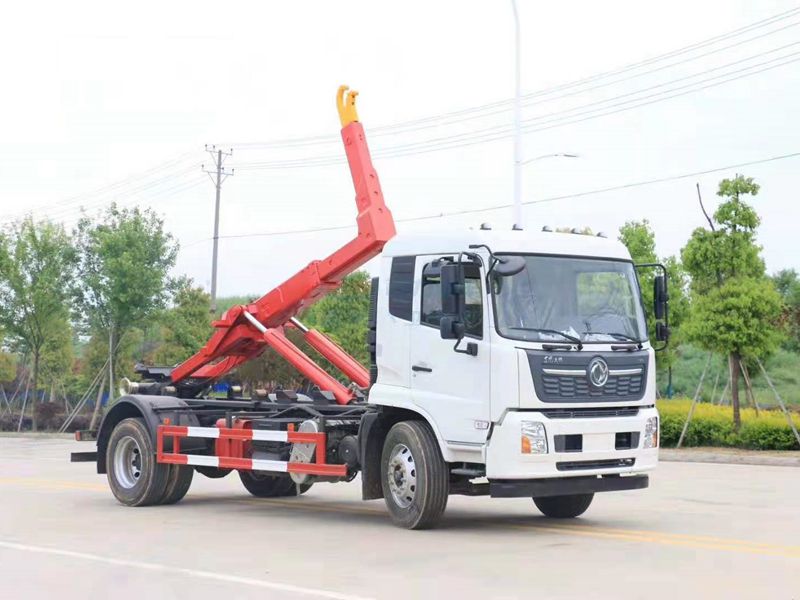 東風(fēng)天錦勾臂式垃圾車